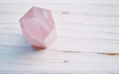 Crystals vs. Modern Medicine: A Surprising Comparison